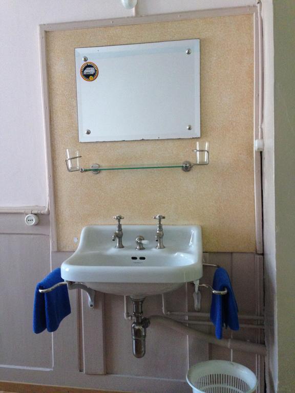 Pension De La Poste Fleurier Zewnętrze zdjęcie